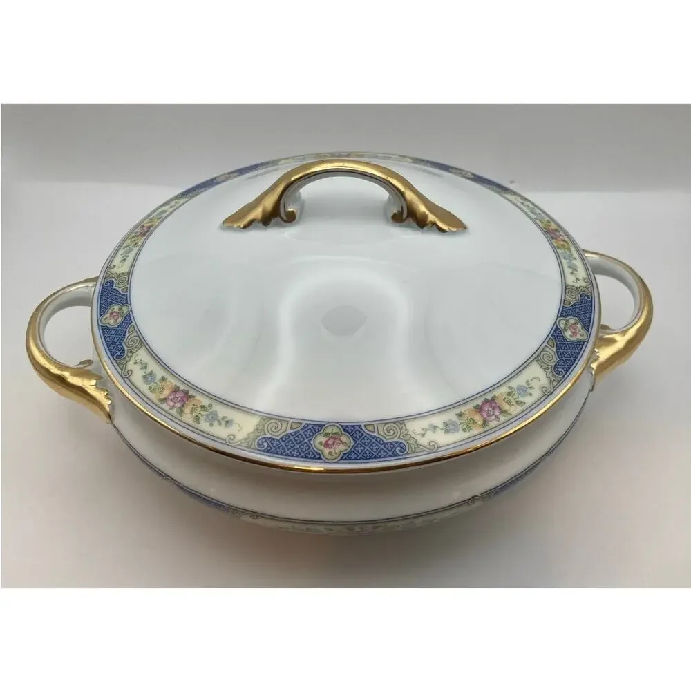 VTG Bohemia Ceramic Works Cecil Pattern Lidded Round Casserole Czechoslovakia
